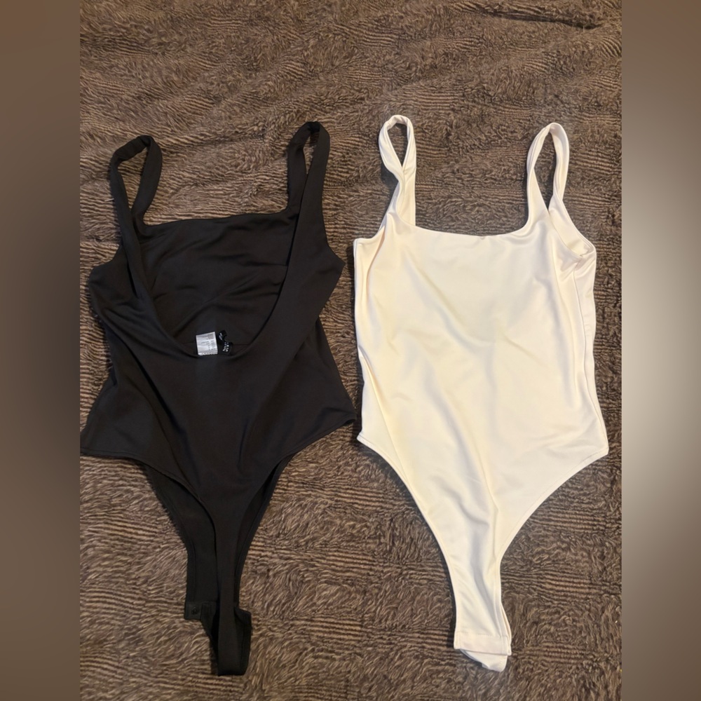 H&M Black and White Bodysuits Sleek Minimalist Design